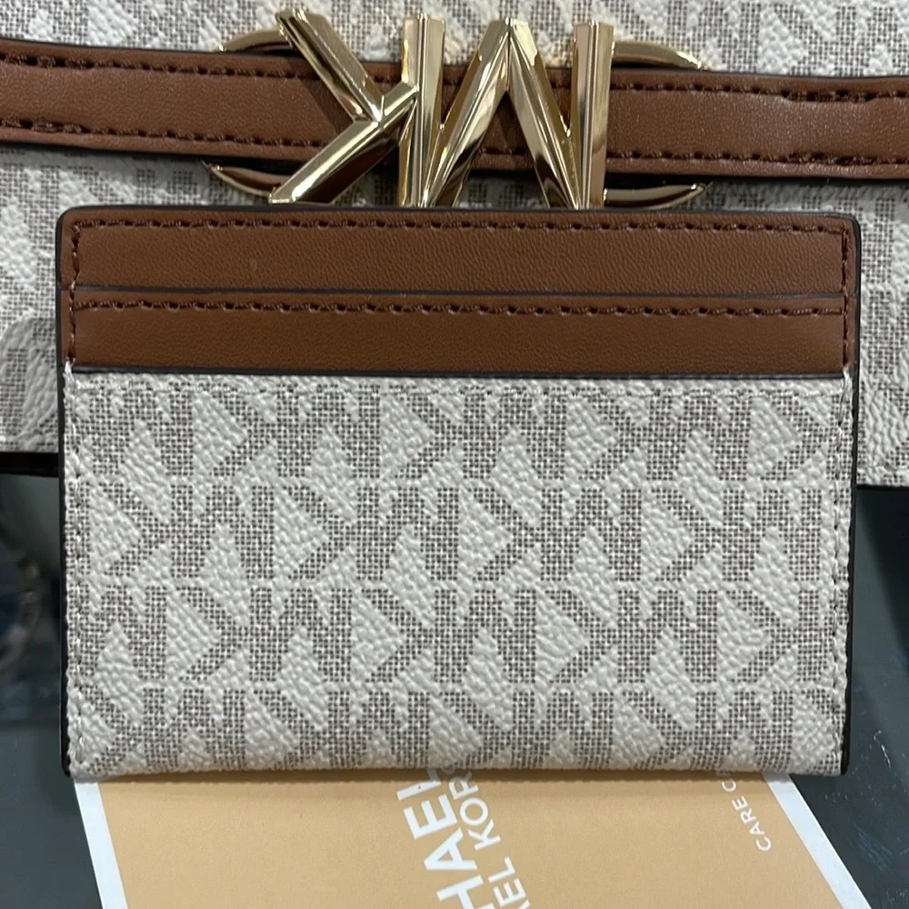 MICHAEL KORS Reed Large Card Holder Case Wallet Vanilla MK Signature NWT